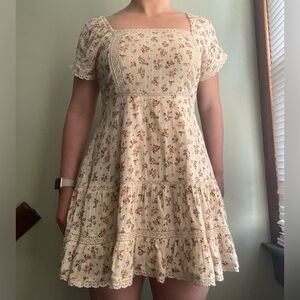 Floral American Eagle mini dress with flounce sleeves